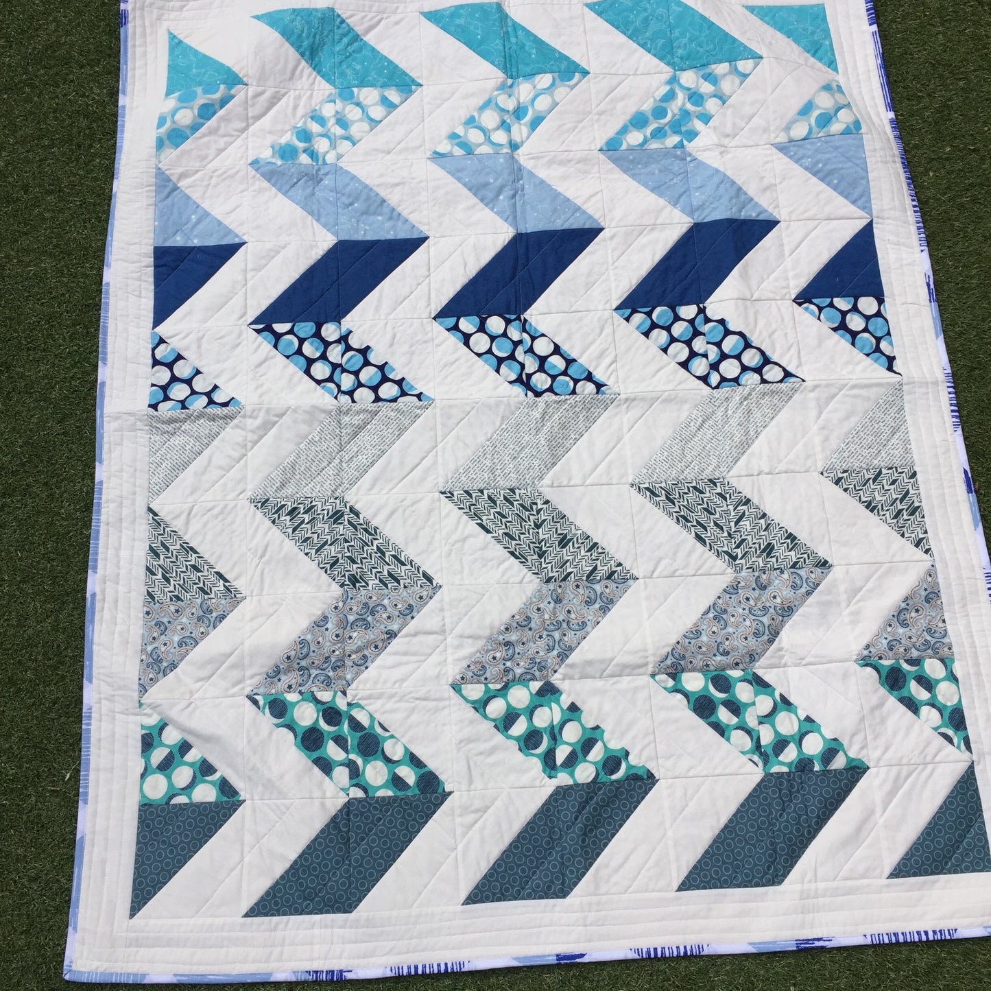 Kind of Blue Quilt - Alessandra Handmade Creations