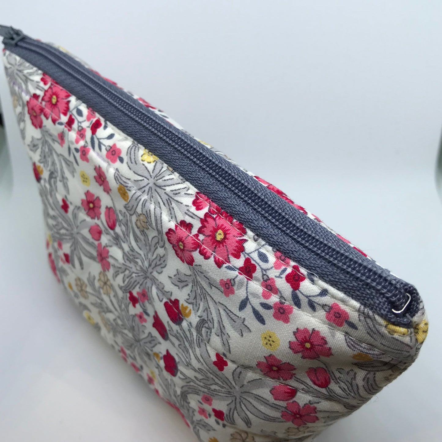 Cheerful Floral Pouches - Alessandra Handmade Creations