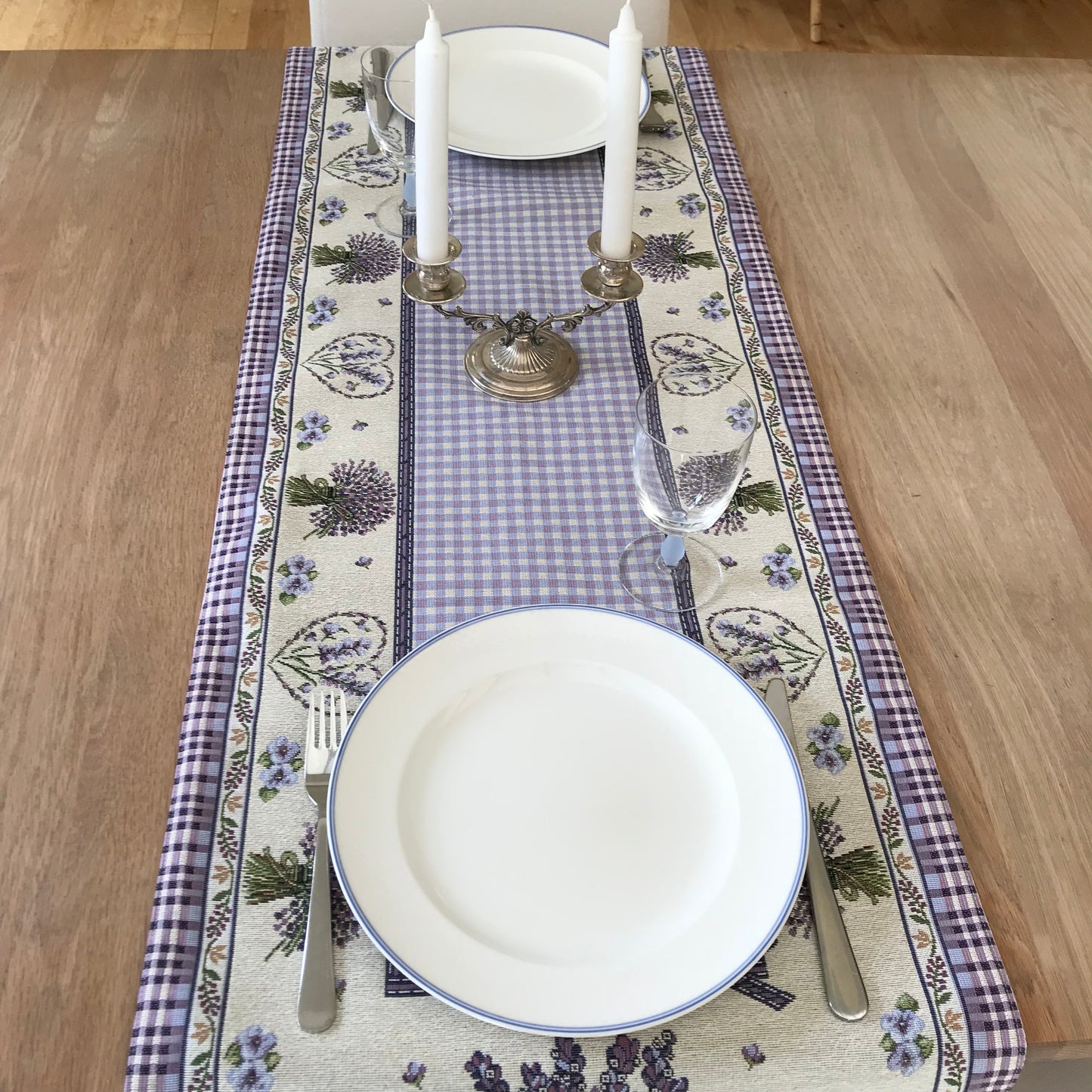 Surrey Summer Table Runner - Alessandra Handmade Creations