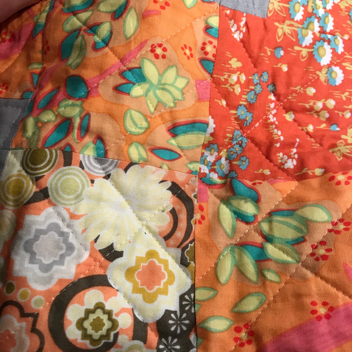 The Orange "Drunkard Path" Wall Hanging Quilt - Alessandra Handmade Creations