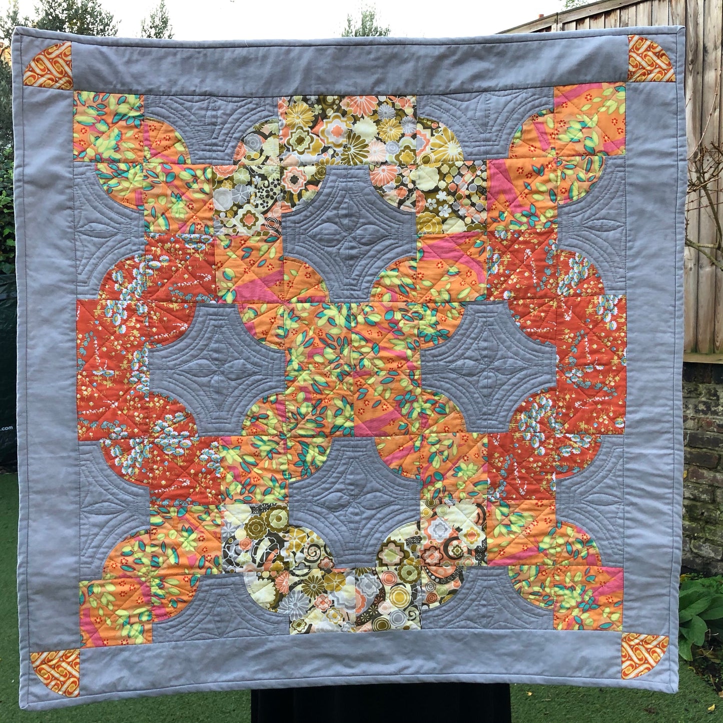 The Orange "Drunkard Path" Wall Hanging Quilt - Alessandra Handmade Creations